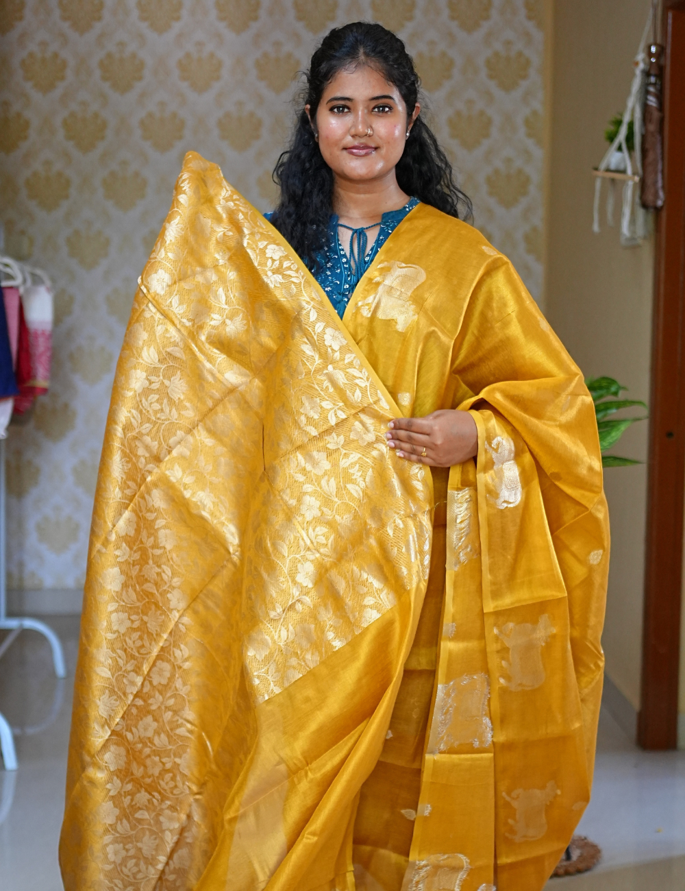 Radiant Mustard Premium Tissue