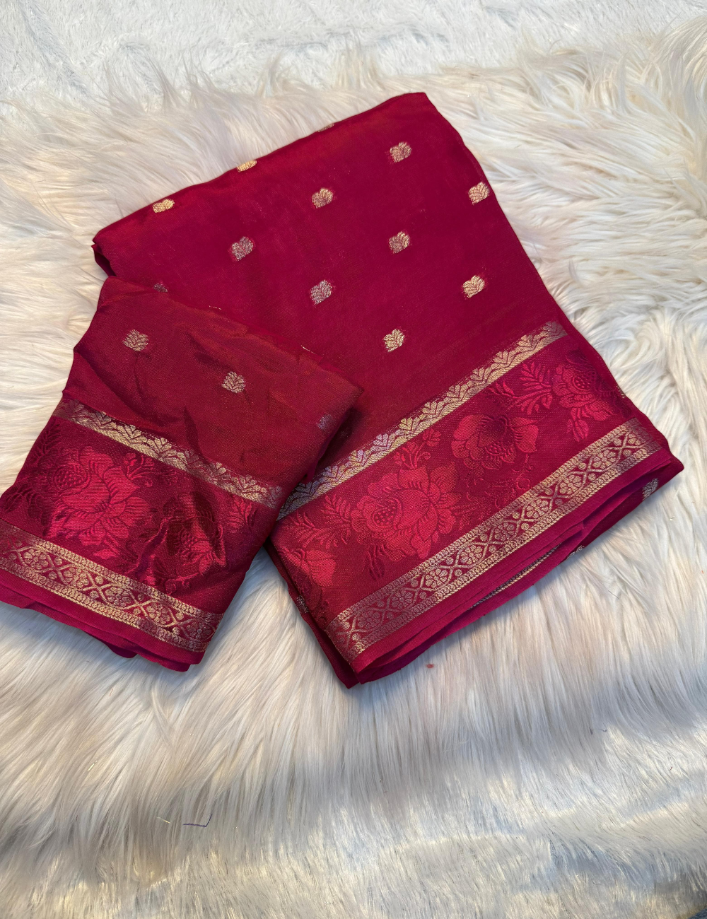 Timeless Charm Viscose Chinon Saree