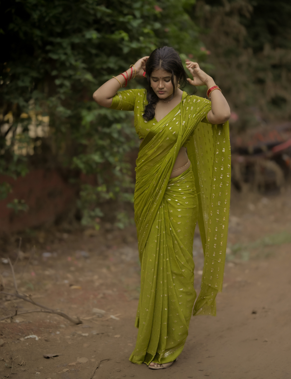 Graceful Glow Viscose Georgette Saree