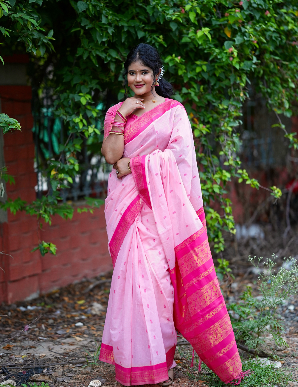 Ethnic Zari Cotton Saree Ensemble