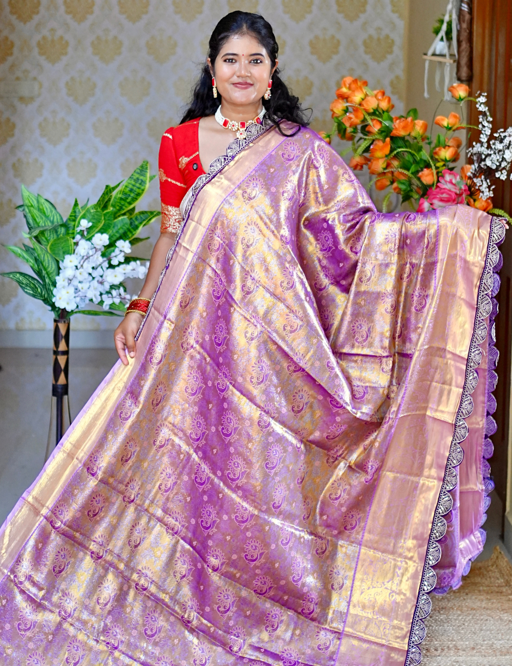 Pure Kanjivaram Silk with Intricate Zari