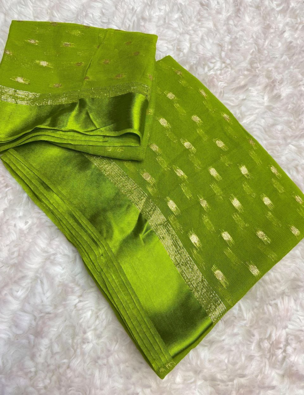 Graceful Glow Viscose Georgette Saree