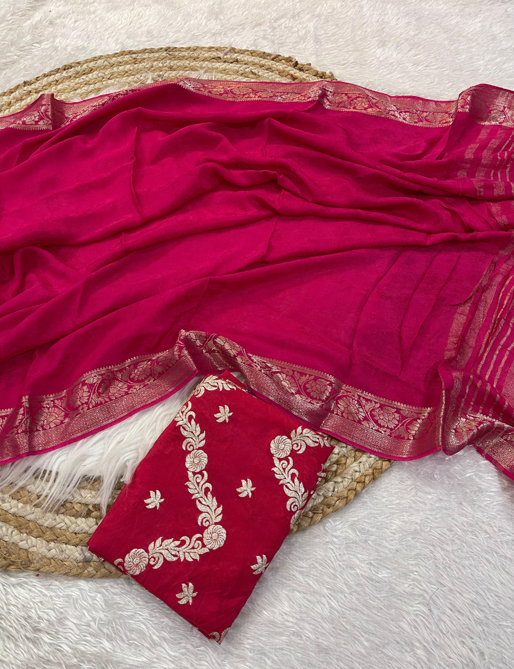 Viscose chinon with self jacquard design