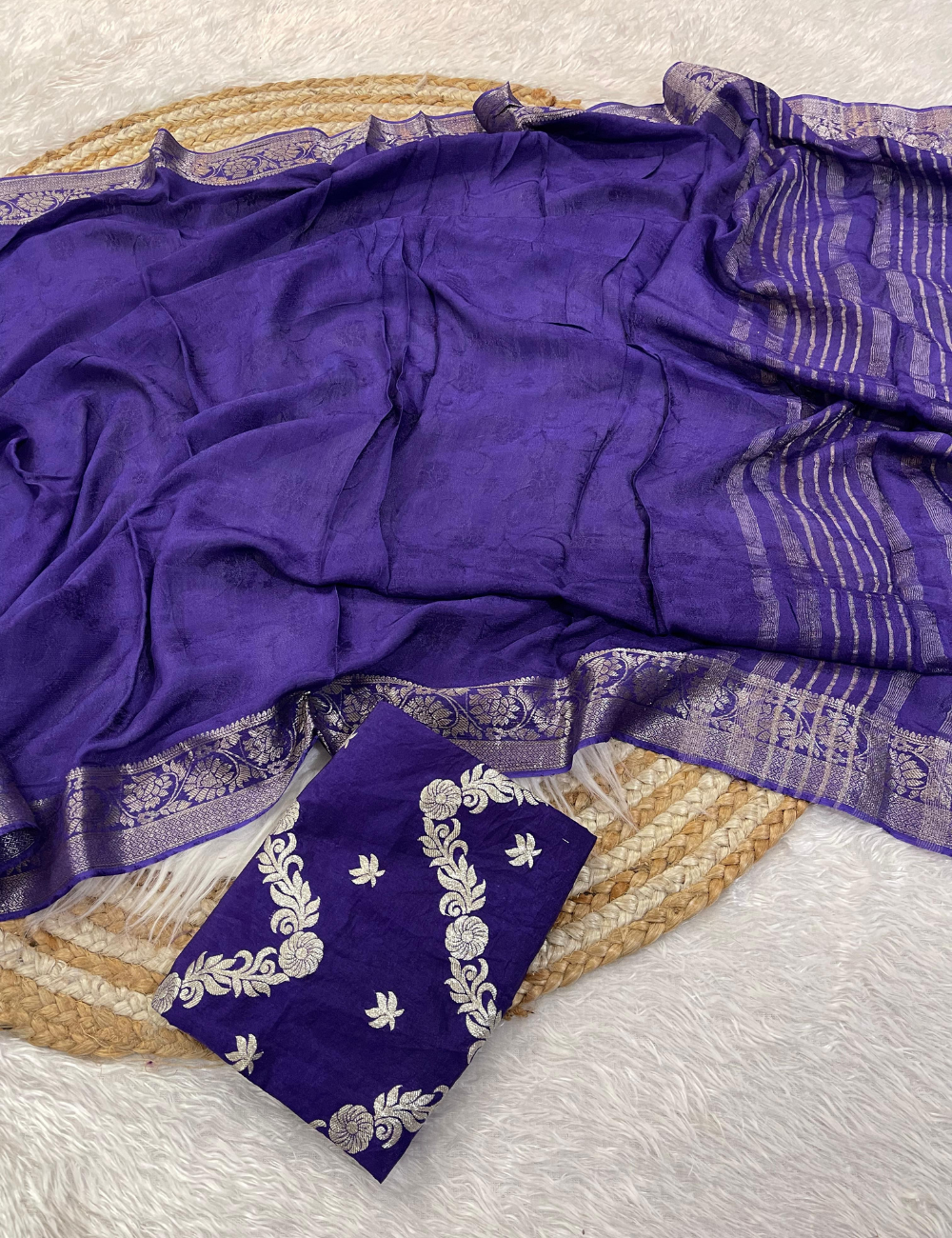 Viscose chinon with self jacquard design