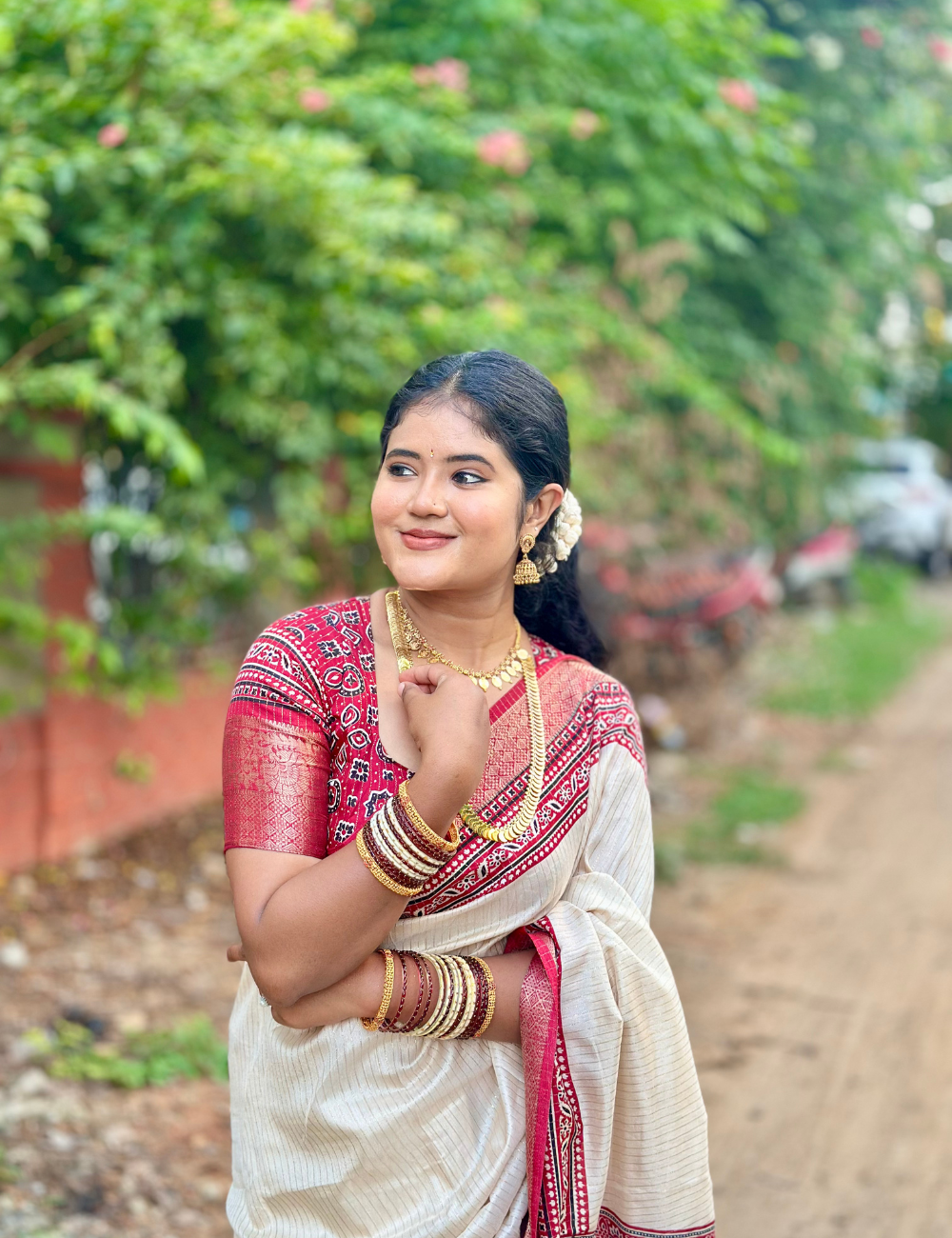 Divine Aura Soft Dola Saree