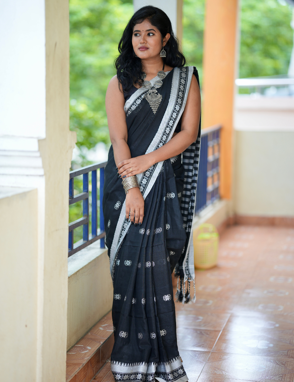 Midnight Bloom Pushpa Cotton Saree