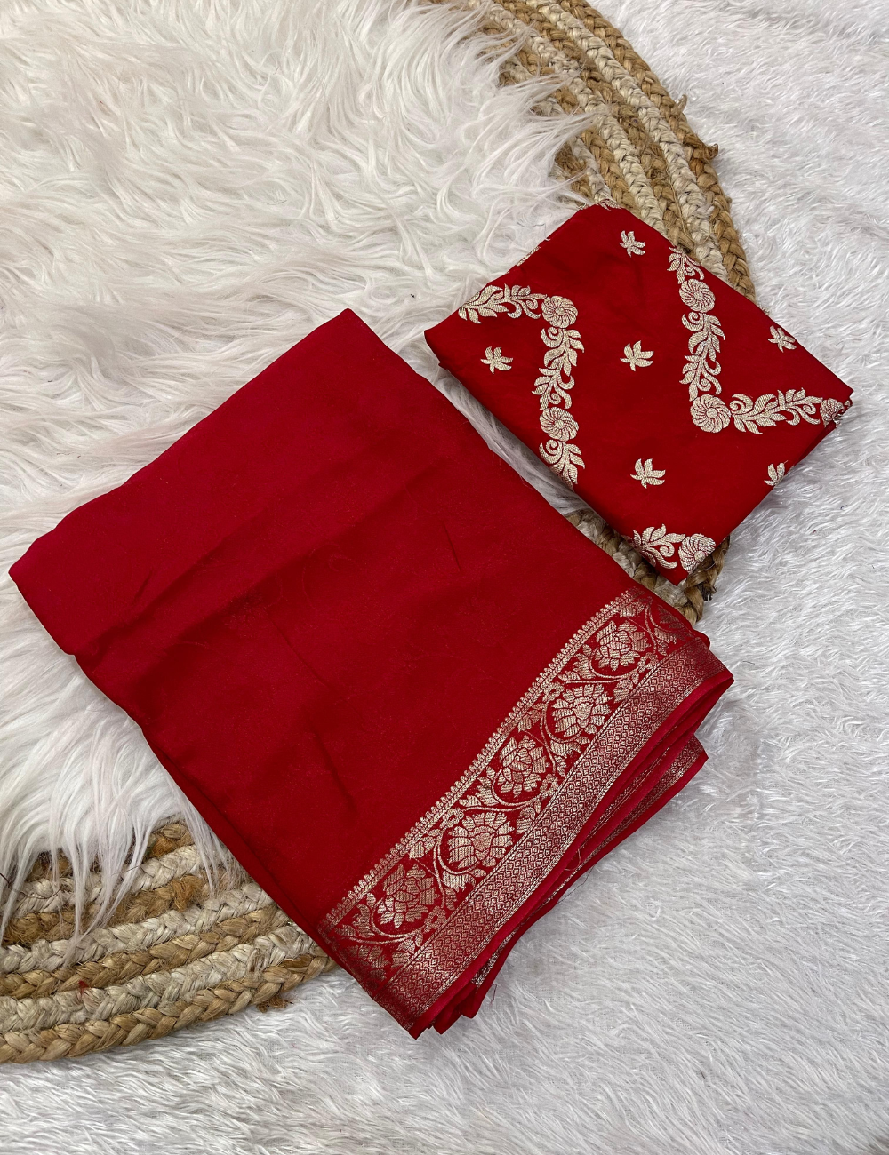 Viscose chinon with self jacquard design