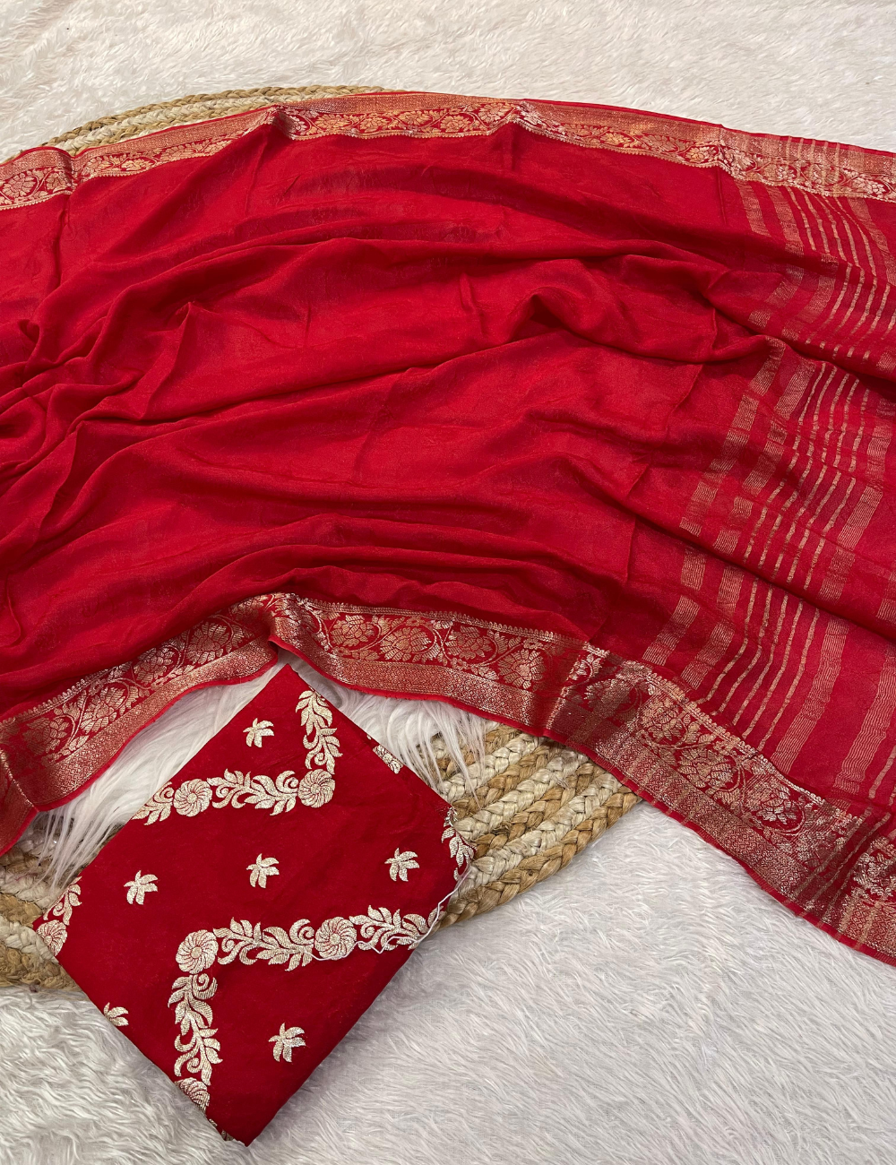 Viscose chinon with self jacquard design