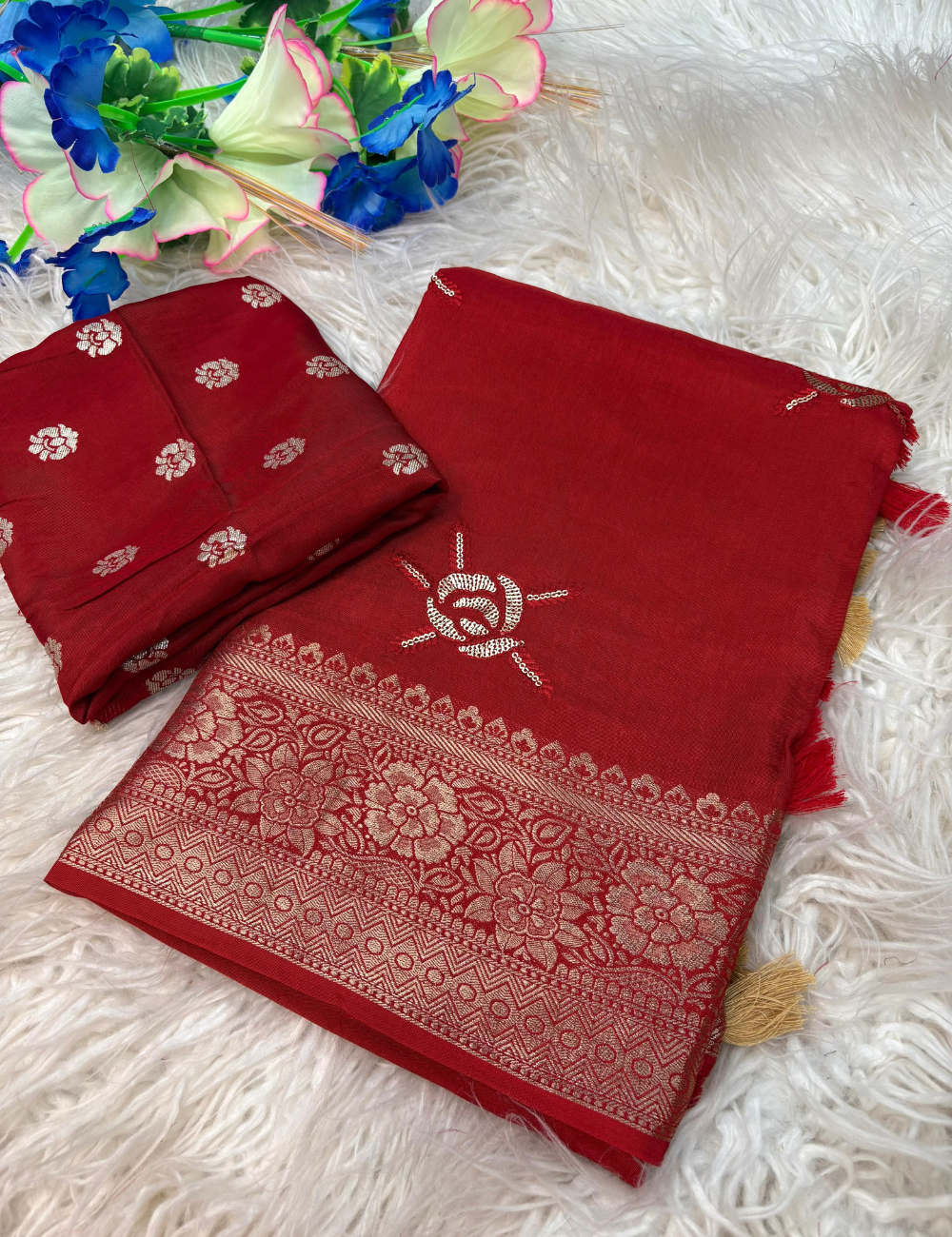 Premium viscose russian dola saree