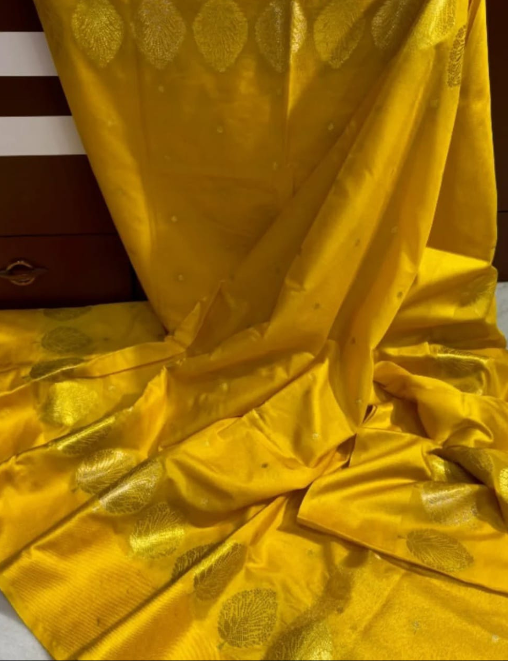 Traditional Warm Silk Leaf Motif Saree